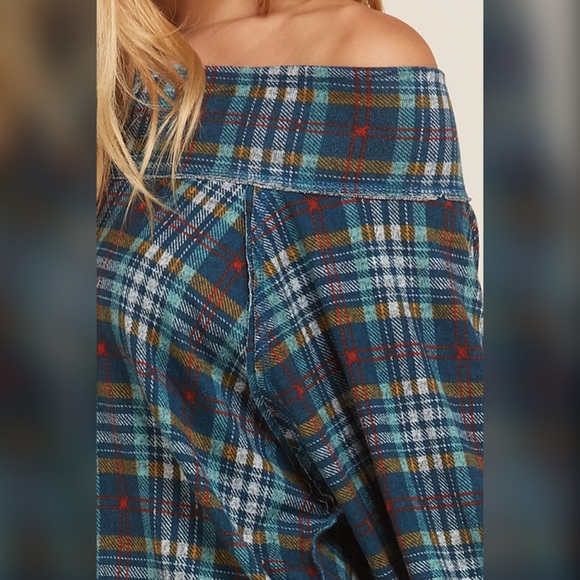 ❤️LAST 1!! Super Soft Brushed Off Shoulder Top! - Picture 6 of 6